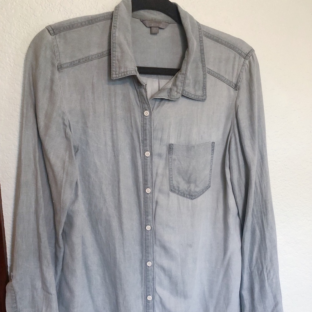Soft Button Up